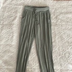Hippie Rose Green Joggers. Womens size Small. New, but not tags